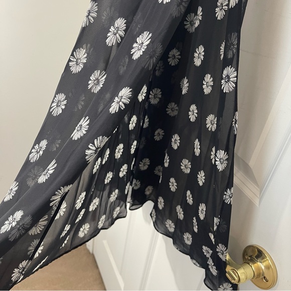 Forever 21 Daisies Sheer Maxi Skirt M - Picture 11 of 12